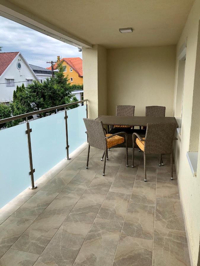 Janos Apartman Balatonfured Bagian luar foto